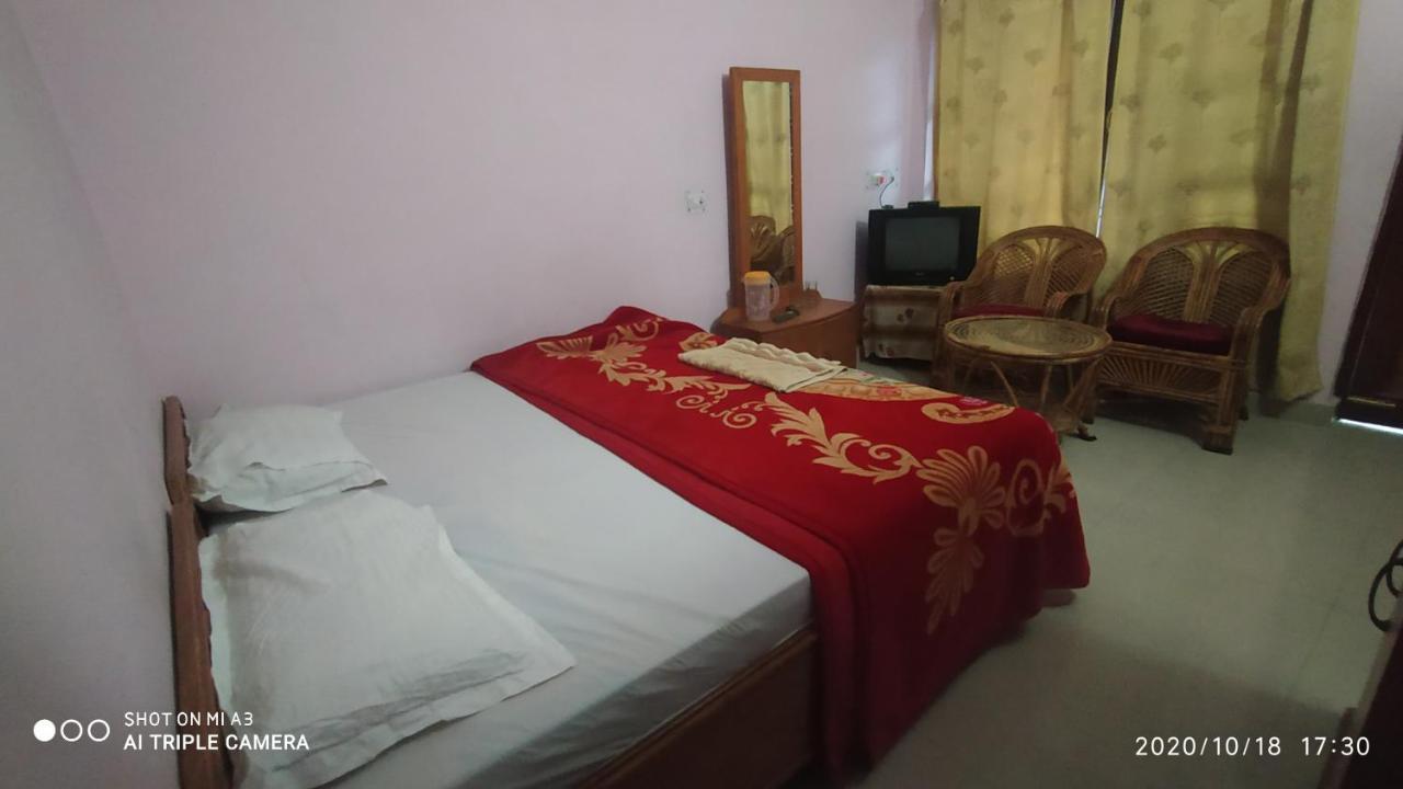 Uttarkāshi Hotel Himalayan Inn מראה חיצוני תמונה