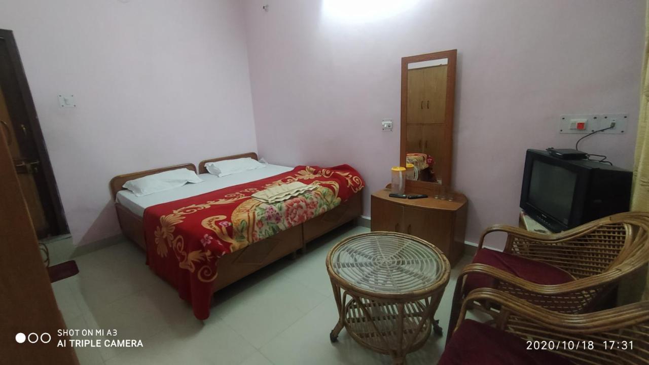 Uttarkāshi Hotel Himalayan Inn מראה חיצוני תמונה